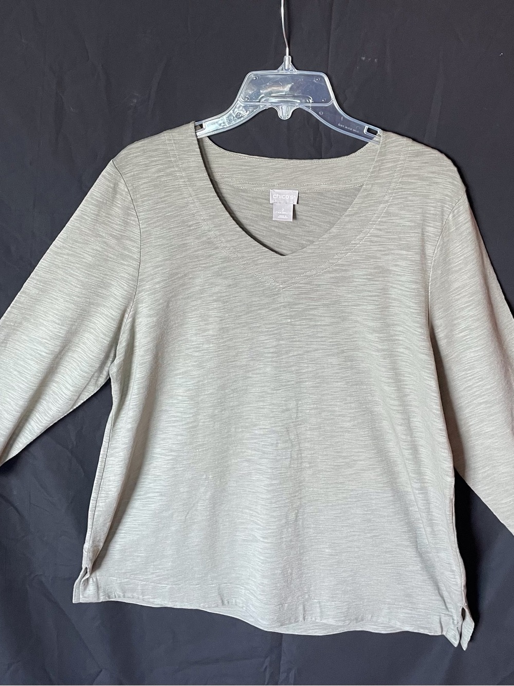 Chico's Light Sage V-Neck Tunic Top